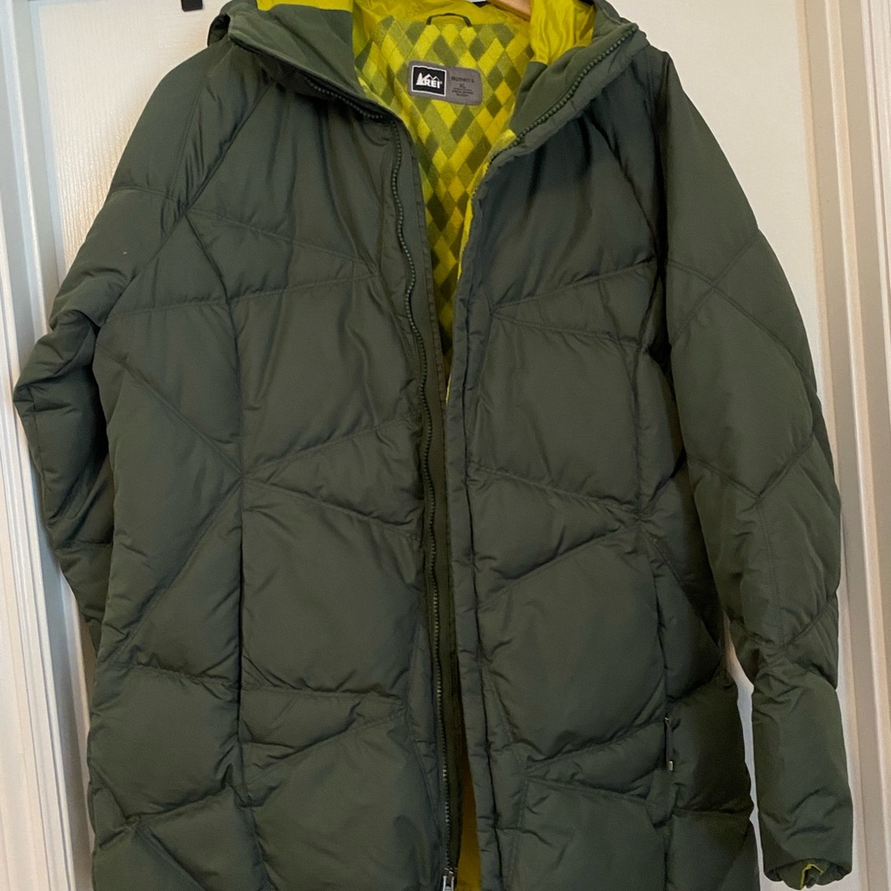 REI Green Puffer Jacket with Yellow Lining
